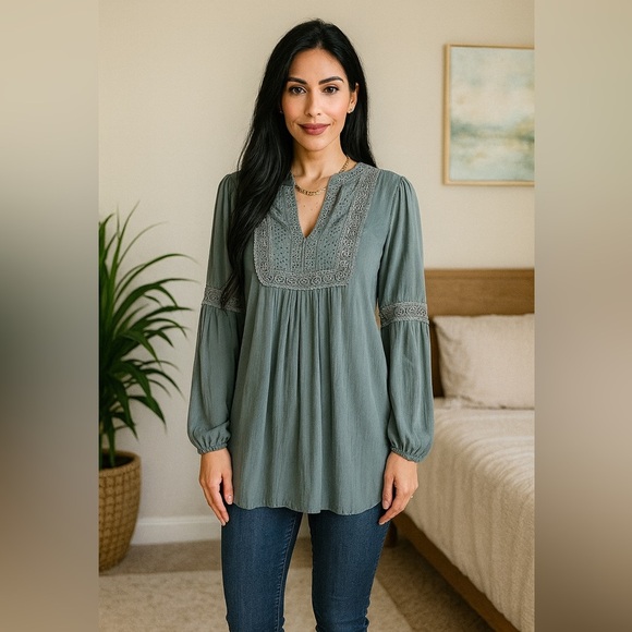 Knox Rose Tops - Knox Rose Green Hi-Low Gauze Tunic Crochet Lace Yoke Long Sleeves Large Boho